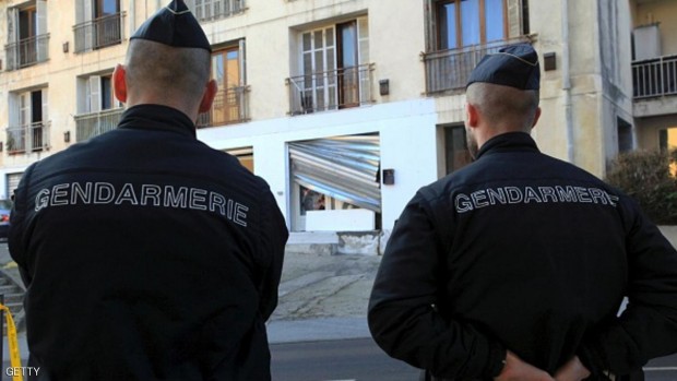 المهاجم كان يرتدي حزاما ناسفا مزيفا