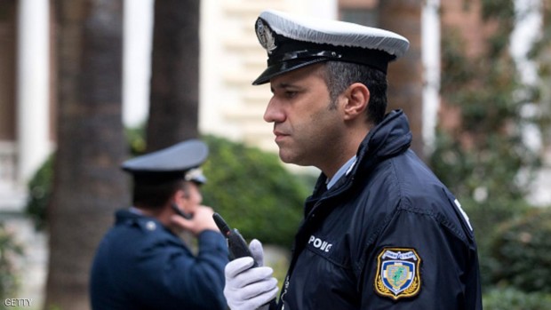 الهجوم ألحق أضرارا بسيارة الفريق الأمني للوزير