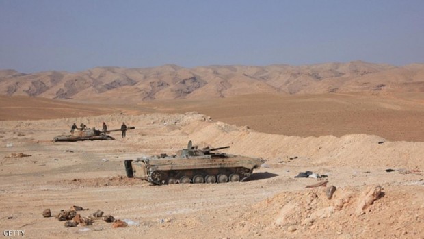 دبابات للجيش السوري قرب تدمر - أرشيف