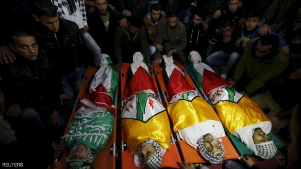 فلسطينيون يشيعون جثامين أربعة شبان قتلوا برصاص الجيش الإسرائيلي في الخليل