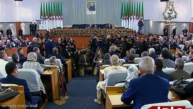 البرلمان الجزائري يصادق على تعديل الدستور