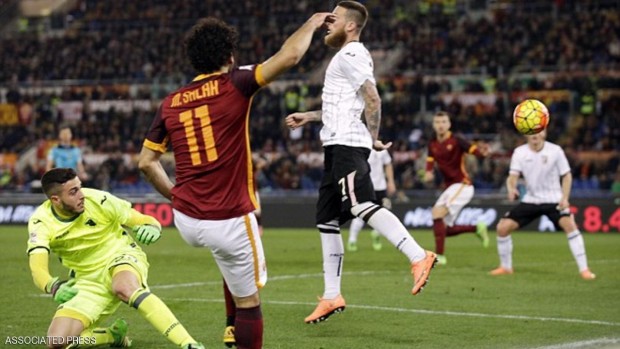 صلاح سجل من زاوية تكاد تكون مستحيلة