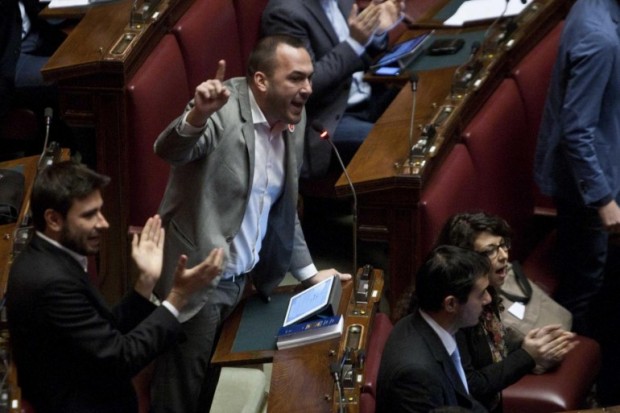 manlio-di-stefano-770x513