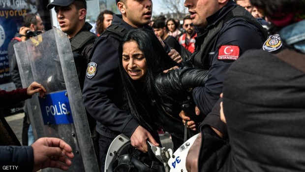 الشرطة التركية تشن حملة اعتقالات في إسطنبول