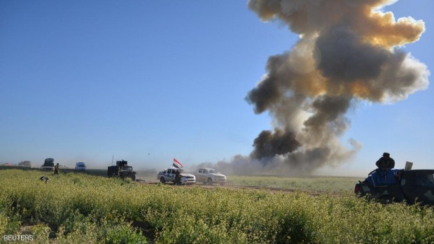 القوات الحكومية والميليشيات الموالية لها تخوض مواجهات مع تنظيم الدولة