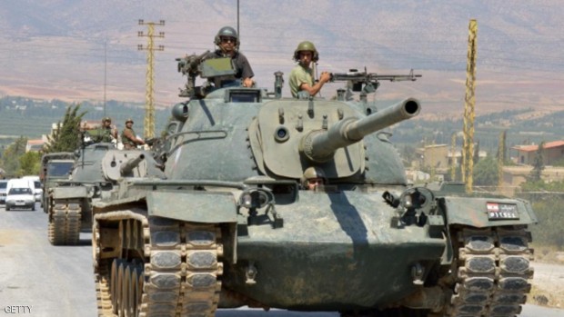 رتل من الدبابات لجيش اللبناني في عرسال