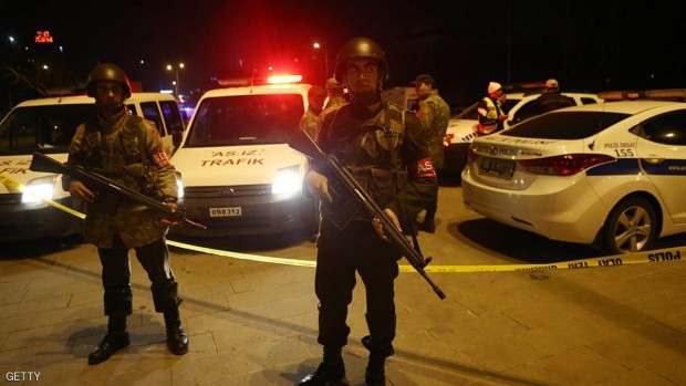 عناصر من الأمن التركي