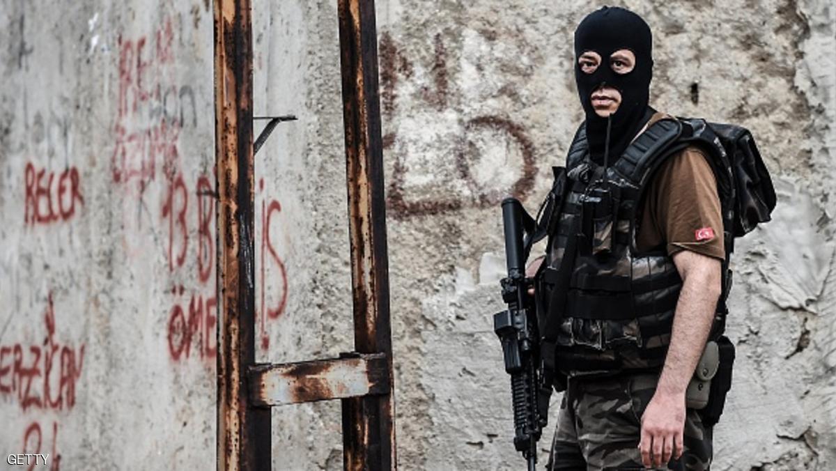 عنصر من القوات الأمنية الخاصة في تركيا