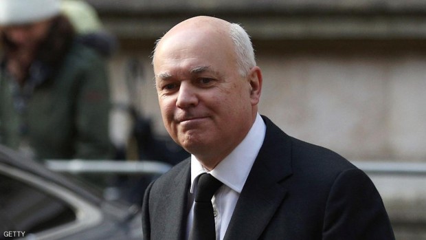 قال الوزير البريطاني المستقيل إن التخفيضات لم تكن ضرورية