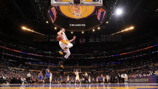 قفزة هائلة لنجم لكيز لاري نانس