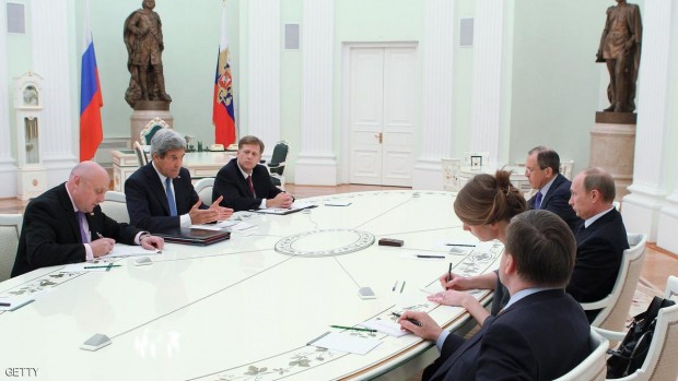 كيري سيبحث مع بوتن حل الأزمة السورية