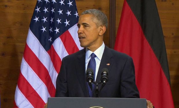 أوباما أثناء إلقاء كلمة في مؤتمر مدينة هانوفر الألمانية الاثنين