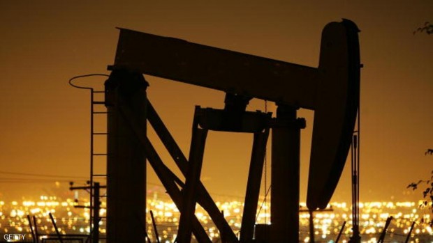 أسعار النفط تأثرت بتخمة المعروض