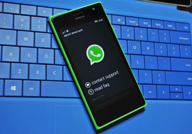 WhatsApp_lead_Lumia_730_bluekeyboard