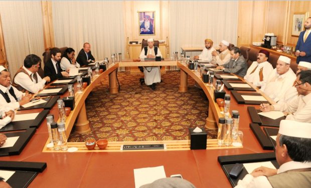 لقاء عقيلة صالح مع مارتن كوبلر في مسقط (الانترنت)