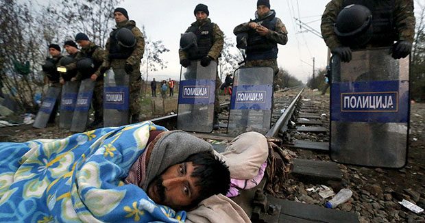 refugee-numbers-drop-while-obstacle