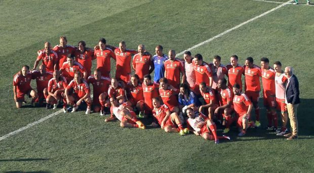 المشاركون في المباراة الاستعراضية