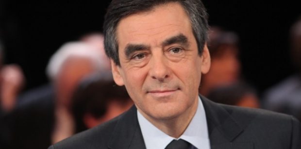 5892732-francois-fillon-ou-le-casse-tete-de-france-2