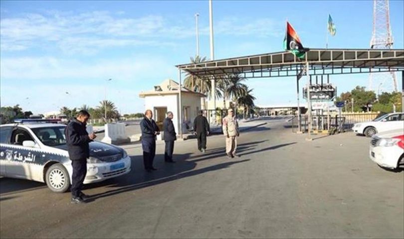 منفذ رأس جدير