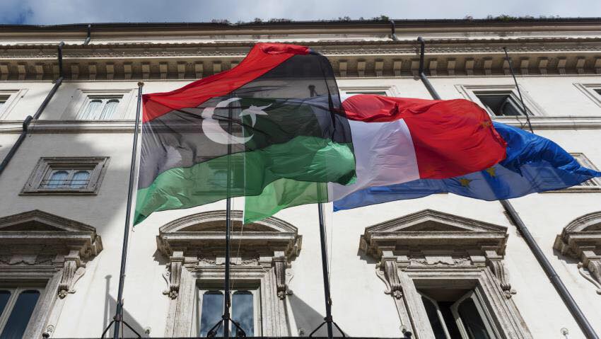 الخارجية تُتابع ملف السجناء الليبيين في إيطاليا