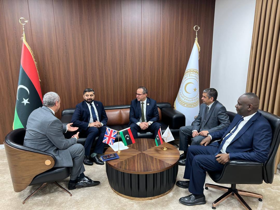 التربية تبحث تعزيز التعاون «التعليمي والثقافي» مع بريطانيا 