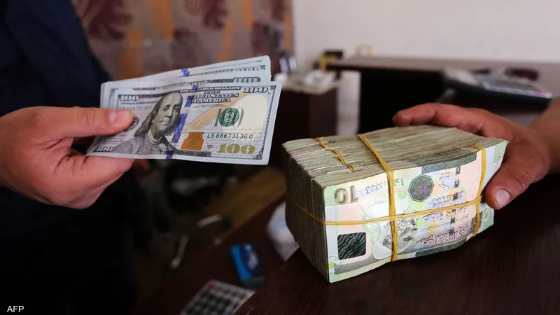 الدينار الليبي تحت الضغط.. فجوة العملة تبتلع التدخلات النقدي