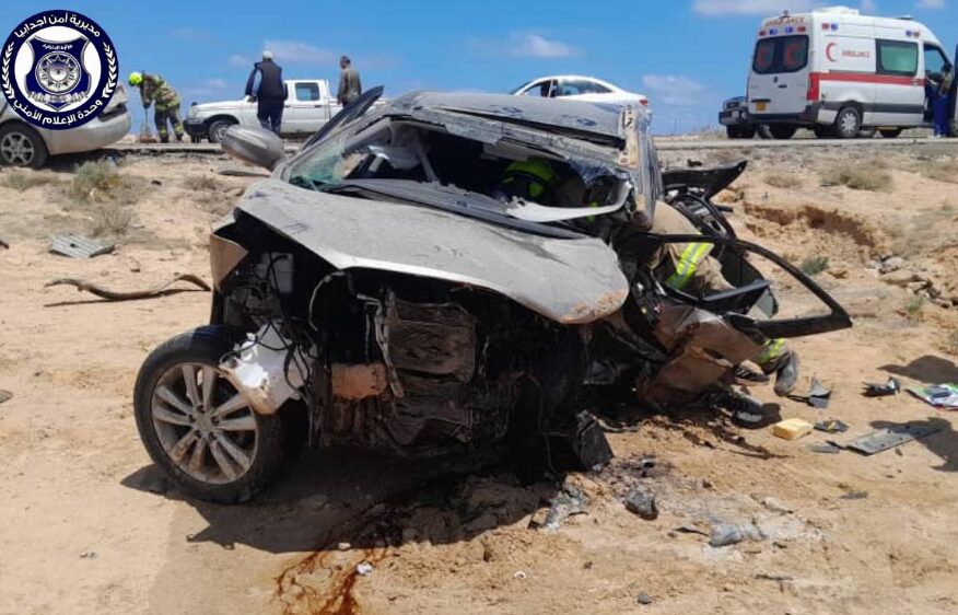 أمن أجدابيا: وفاة وإصابات خطيرة بـ«حادث مروّع»