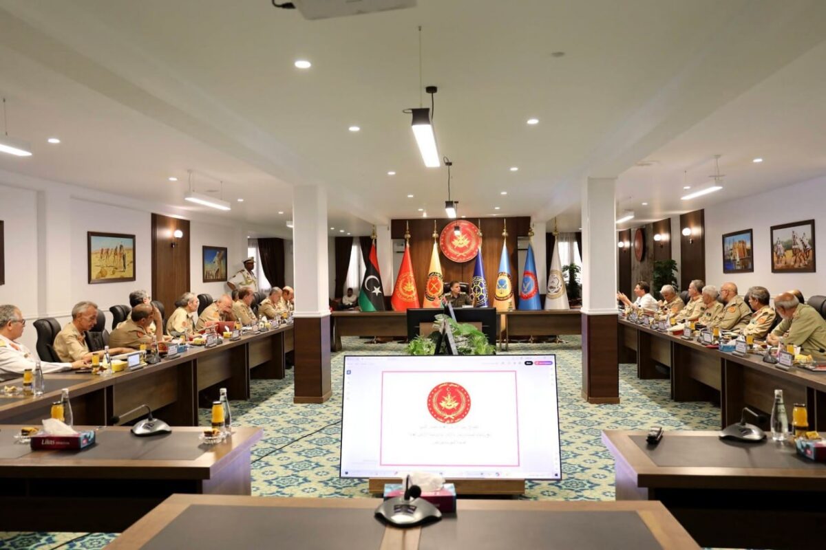النمروش: نعمل على تطوير المؤسسة العسكرية ورفع جاهز